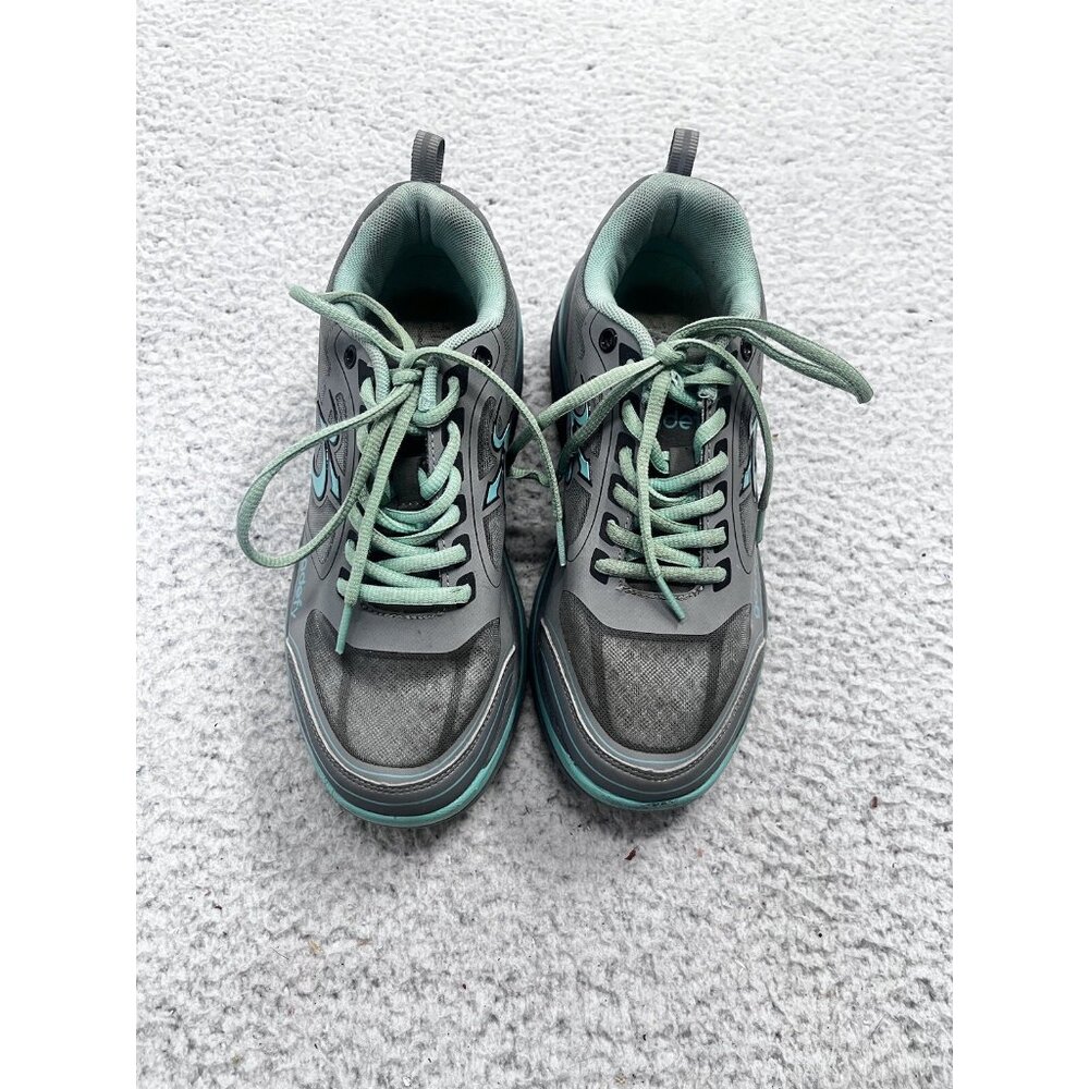 Gdefy Shoe Womens 7.5 Corrective Fit Gravity Defyer Green Gray Athletic Sneaker